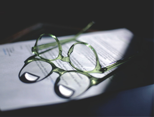 eyeglass and paper: resume missteps