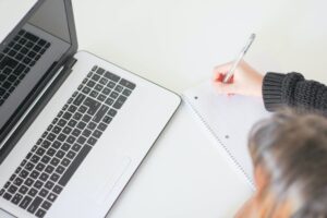 a woman planning to create her resume